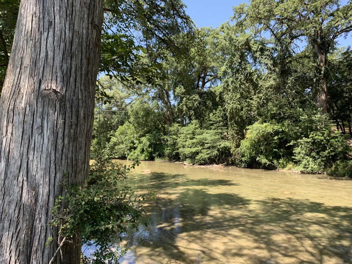 Lambert Park On Medina River Bandera Exterior foto